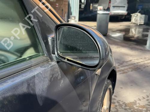 Used Right mirror Right mirror 39475690 39475690
