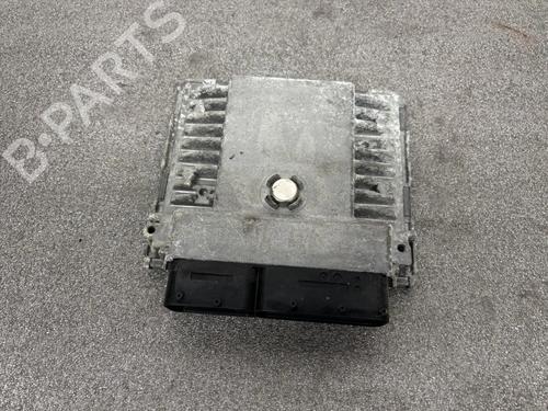 Used Engine control unit (ECU) Engine control unit (ECU) 39566530 39566530