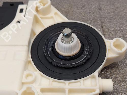 Right front window motor FIAT 500X (334_) 1.3 D Multijet (334AXH1A) | BP39593689E20 - Image 2
