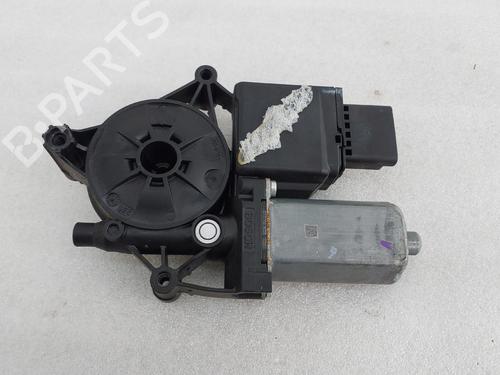 Used Left rear window motor Left rear window motor PEUGEOT 3008 II SUV (MC_, MR_, MJ_, M4_) 1.2 THP/ PureTech 130 (MRHNSM, MRHNSU, MRHNSJ, MRHNYW,... (131 hp) 39715222 39715222