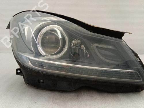 Højre forlygte Højre forlygte MERCEDES-BENZ C-CLASS (W204) C 250 CDI (204.003) (204 hp) 39887917 39887917