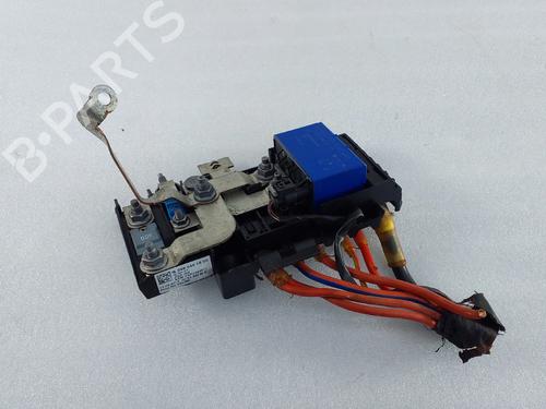 Used Fuse box Fuse box MERCEDES-BENZ A-CLASS (W176) A 180 CDI (176.000) (109 hp) 39917778 39917778