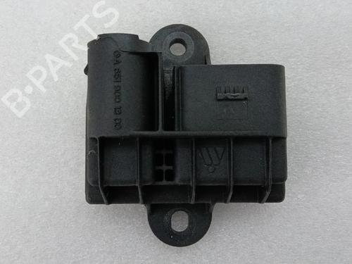 Used Electronic module Electronic module MERCEDES-BENZ A-CLASS (W176) A 180 CDI (176.000) (109 hp) 39930735 39930735