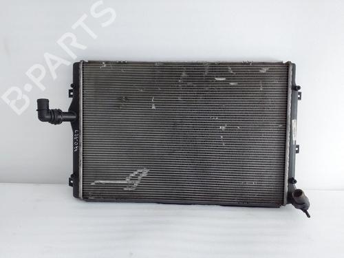 Used Water radiator Water radiator VW GOLF VI (5K1) 1.6 TDI (105 hp) 39933128 39933128