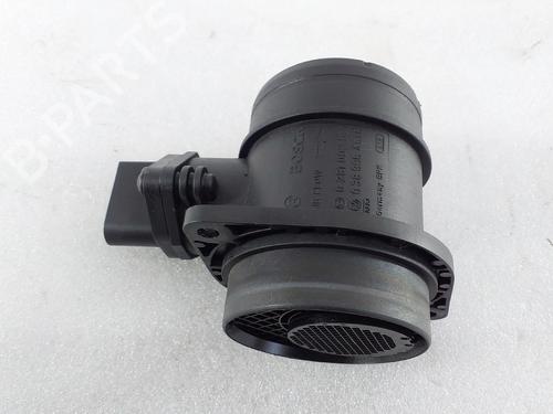 Used Mass air flow sensor Mass air flow sensor VW GOLF V Variant (1K5) 1.9 TDI (105 hp) 39951964 39951964