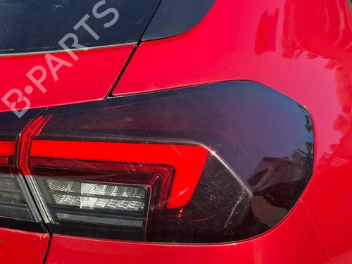 Used Right taillight Right taillight OPEL CORSA F (P2JO) 1.2 (68) (101 hp) 39989310 39989310