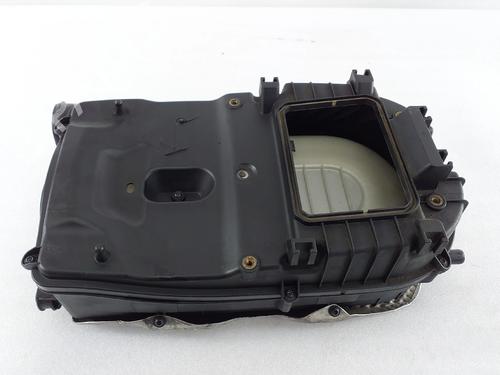 Used Air filter box Air filter box MERCEDES-BENZ E-CLASS T-Model (S212) E 250 CDI / BlueTEC (212.203, 212.204) (204 hp) 40038034 40038034