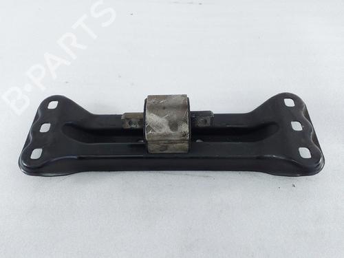 Used Gearbox mount Gearbox mount MERCEDES-BENZ E-CLASS T-Model (S212) E 250 CDI / BlueTEC (212.203, 212.204) (204 hp) 40038036 40038036