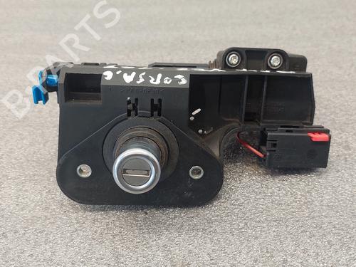 Used Tailgate handle Tailgate handle OPEL CORSA C (X01) 1.2 (F08, F68) (75 hp) 40046087 40046087