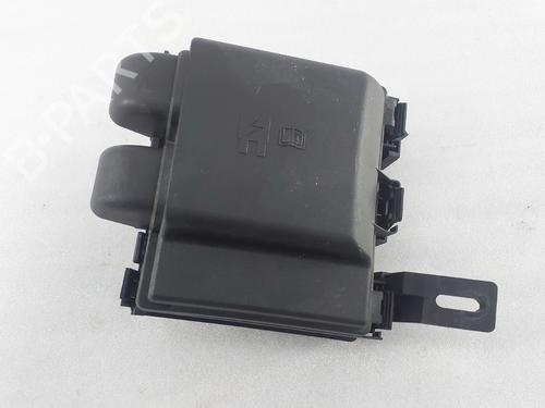 Used Fuse box Fuse box FORD FIESTA VII (HJ, HF) 1.5 TDCi (86 hp) 40076530 40076530