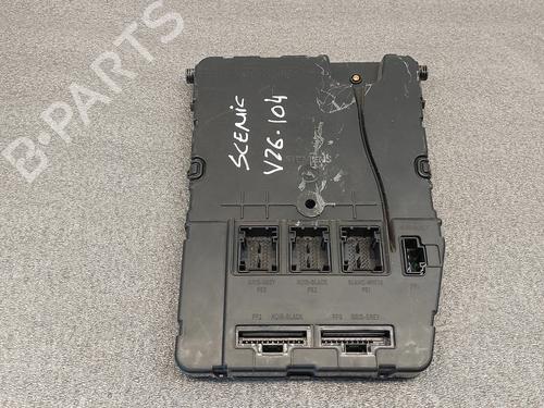 Used Fuse box Fuse box RENAULT SCÉNIC II (JM0/1_) 1.9 dCi (JM0G, JM12, JM1G, JM2C) (120 hp) 40084749 40084749