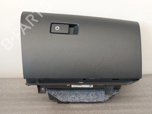 Used Glove box Glove box VOLVO V60 I (155) D6 Hybrid AWD (280 hp) 40121889 40121889