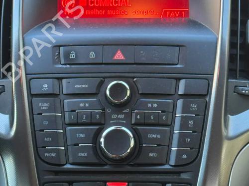 Used Radio Radio OPEL ASTRA J Sports Tourer (P10) 1.7 CDTI (35) (131 hp) 40129877 40129877