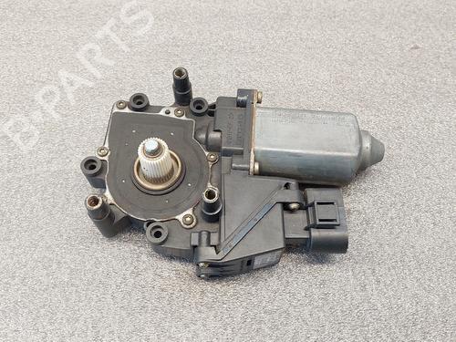 Left front window motor AUDI A4 B5 (8D2) 1.9 TDI | BP40152484E21 - Image 3