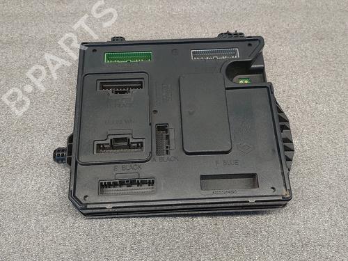 Used Fuse box Fuse box RENAULT MEGANE III Hatchback Van (BZ_) 1.5 dCi (BZ0C, BZ1A) (90 hp) 40215812 40215812