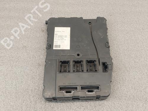 Used Fuse box Fuse box RENAULT MEGANE II Estate (KM0/1_) 1.5 dCi (KM0F, KM0T, KM2B) (82 hp) 40221964 40221964
