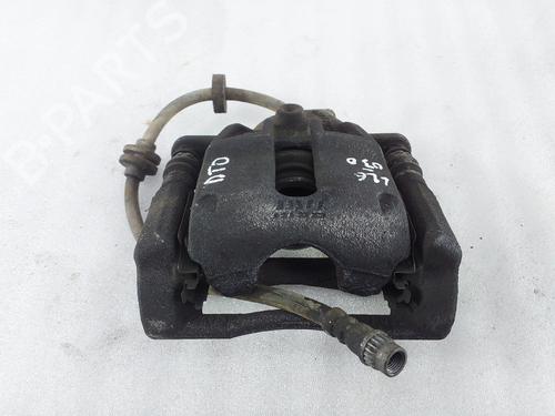 Used Right front brake caliper Right front brake caliper RENAULT ZOE (BFM_) ZOE (92 hp) 40221983 40221983