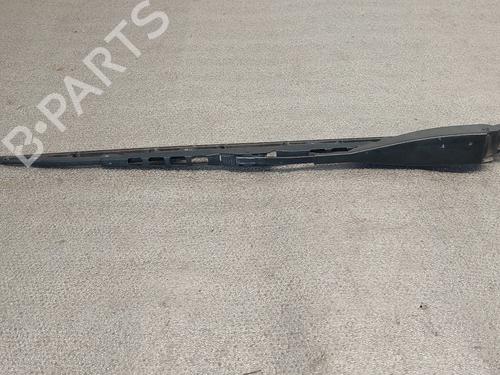 Used Front windshield wiper arm Front windshield wiper arm MERCEDES-BENZ E-CLASS (W124) E 250 D (124.126, 124.129) (113 hp) 40235334 40235334