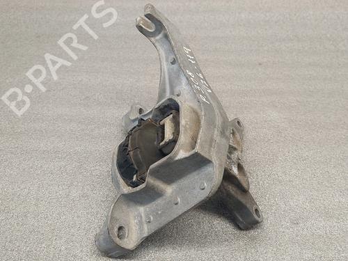 Used Engine mount Engine mount PEUGEOT 308 SW II (LC_, LJ_, LR_, LX_, L4_) 1.2 THP 130 (131 hp) 40238801 40238801