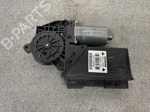 right-front-window-motor-audi-a4-b6-avant-8e5-2000-2001-2002-2003-2004-2005-31943859 main image