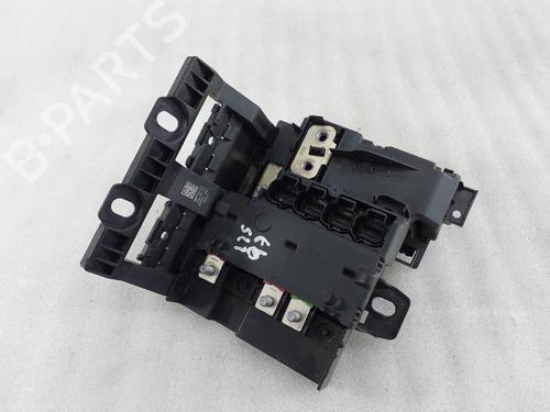 Used Fuse box Fuse box BMW X4 (G02, F98) xDrive 20 d (190 hp) 40296721 40296721