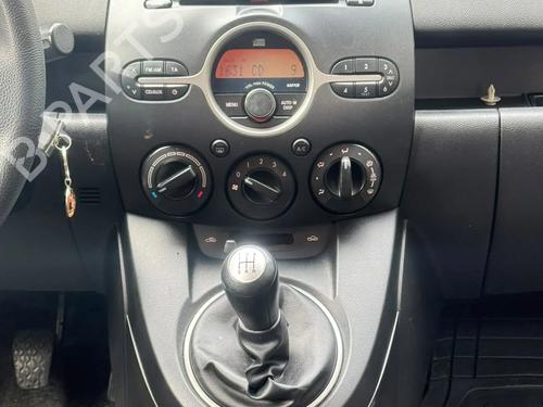 Used Radio Radio MAZDA 2 (DE_, DH_) 1.3 (DE3FS) (75 hp) 40449142 40449142
