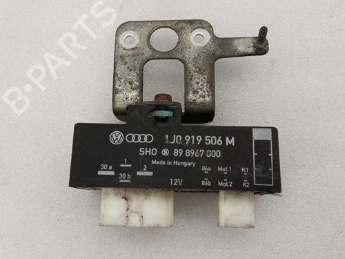 Used Electronic module Electronic module SEAT IBIZA IV (6J5, 6P1) 1.4 (85 hp) 40464153 40464153