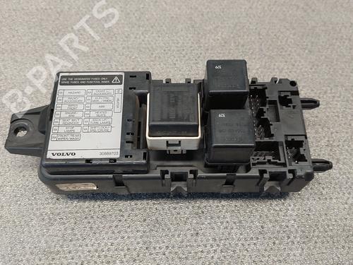 Used Fuse box Fuse box VOLVO V40 Estate (645) 1.9 DI (95 hp) 40464167 40464167