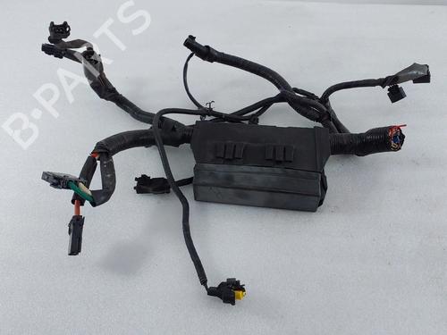 Used Fuse box Fuse box NISSAN JUKE (F15) 1.5 dCi (110 hp) 40510639 40510639
