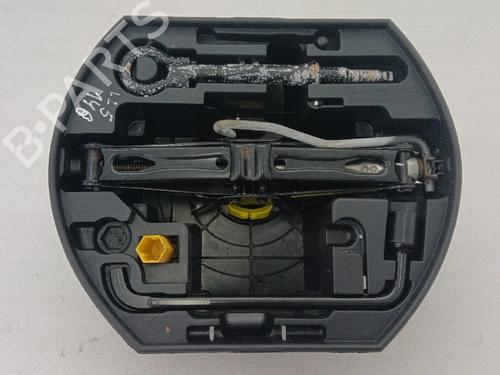 Used Jack Kit Jack Kit CITROËN DS3 (SA_) 1.6 HDi 90 (92 hp) 40601739 40601739