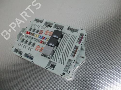 Fuse box JAGUAR XF I (X250) 2.7 D | BP16600725E1