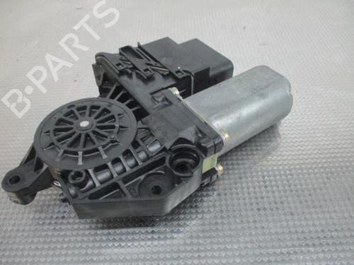 Rudehejsemotor bagstkærm venstre VW GOLF IV (1J1)  | BP16601974E23 