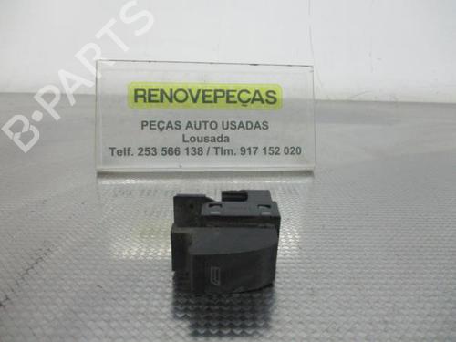 Mando elevalunas delantera derecho AUDI A3 (8L1) 1.9 TDI (100 hp) 8L0959855A