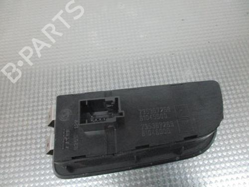 Headlight switch FIAT GRANDE PUNTO (199_) 1.3 D Multijet | BP16604884I24