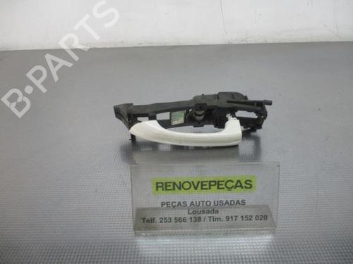 Venstre foran utvendig håndtak MERCEDES-BENZ C-CLASS (W203) [2000-2007]  19038481