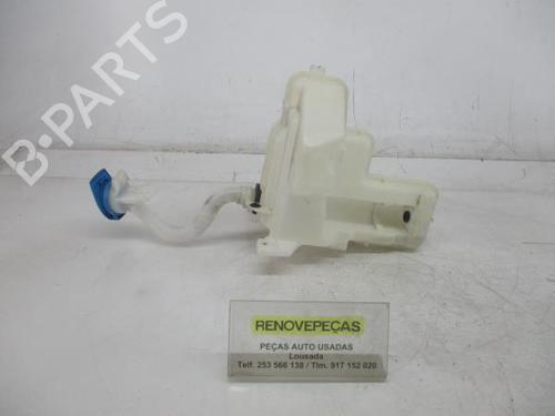 Ruitensproeierreservoir VW POLO VI (AW1, BZ1, AE1) 1.0 (75 hp) 2Q0955453F