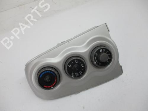Climate control TOYOTA YARIS (_P9_) 1.3 VVT-i (NCP90_, NCP90R) | BP16608335I5 