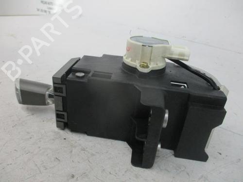 Gear lever TOYOTA PRIUS Liftback (_W2_) 1.5 Hybrid (NHW20_, NHW20R) | BP16610310M90
