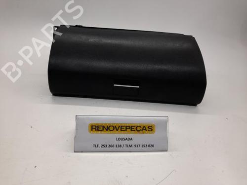 Used Glove box MERCEDES-BENZ B-CLASS Sports Tourer (W245) B 180 CDI (245.207) (109 hp) 16612480