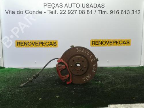 Used Left front steering knuckle FIAT BRAVO II (198_) 1.6 D Multijet (115 hp) 18156173