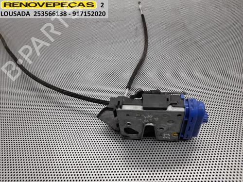 Cerradura puerta trasera izquierda AUDI A4 B5 (8D2) 1.6 (100 hp) 8D0839015A