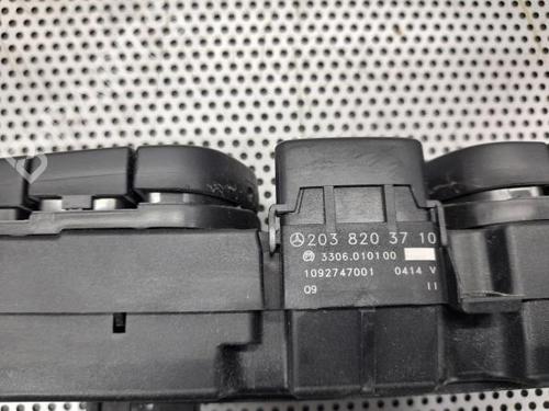 Commutateur MERCEDES-BENZ C-CLASS (W203) C 220 CDI (203.006, 203.008) | BP16614335I30