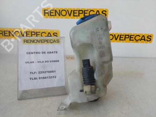 Used Windscreen washer tank VW GOLF IV (1J1) 1.4 16V (75 hp) 17965928