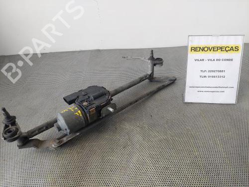 Used Front wiper motor VW GOLF VI (5K1) 1.2 TSI (86 hp) 16620613