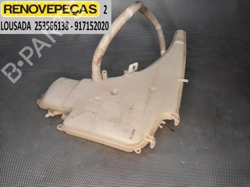 Used Windscreen washer tank BMW 3 (E90) 320 d (163 hp) 17966052