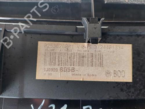 Instrument cluster VW GOLF IV (1J1) 1.6 16V | BP16621441C47