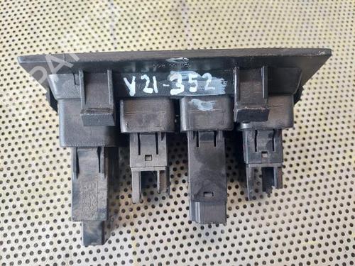 Switch KIA SPORTAGE SUV (K00) 2.0 | BP16621696I30 