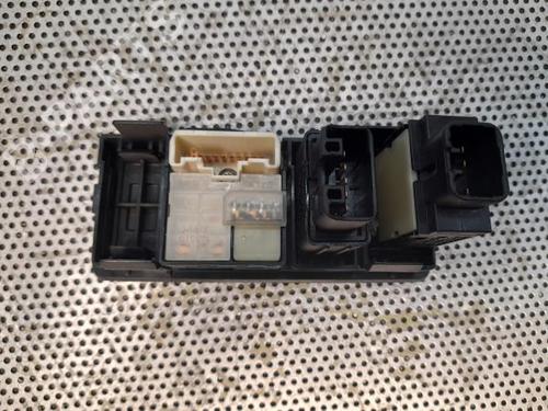 Switch TOYOTA AVENSIS Estate (_T25_) 2.0 D-4D (CDT250_, CDT250R) | BP16622561I30 