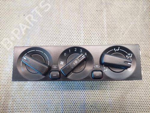 AC Styreenhet / Manøvreringsenhet MITSUBISHI CARISMA (DA_)  | BP16623997I5 