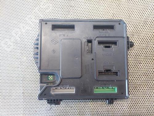 Caixa de fusíveis RENAULT MEGANE III Hatchback (BZ0/1_, B3_)  | BP17636576E1 